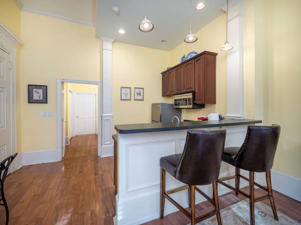 Rittenhouse Executive Suite | Private kitchen