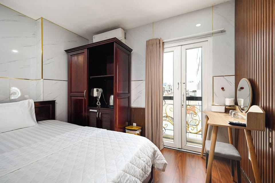 Deluxe Twin Room | Desk, soundproofing, free WiFi, bed sheets