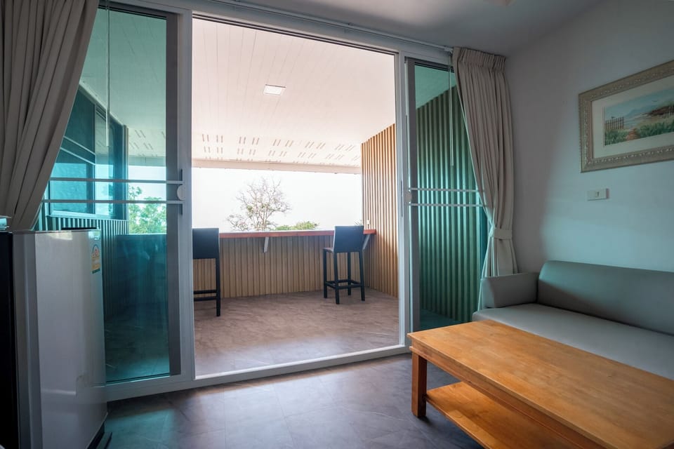 Superior 2Beds with Shower | Terrace/patio
