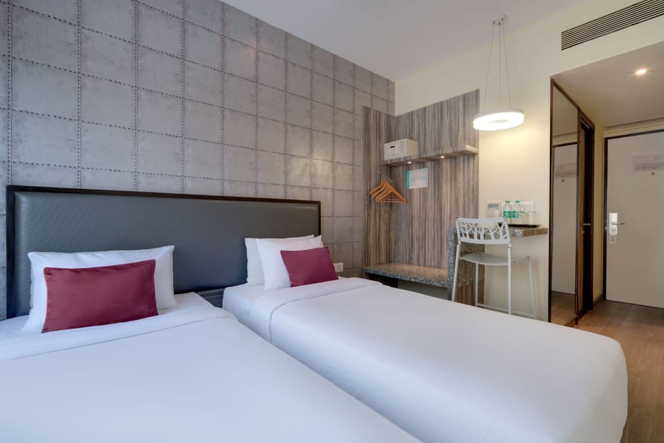 Premium bedding, in-room safe, desk, laptop workspace