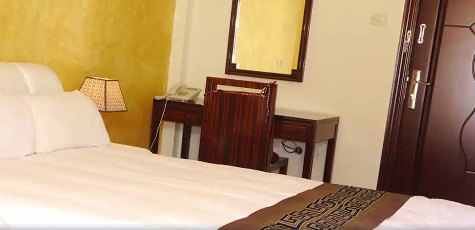 Minibar, in-room safe, desk, blackout drapes