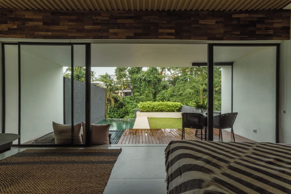 One Bedroom Pool Villa | Minibar, in-room safe, desk, blackout drapes