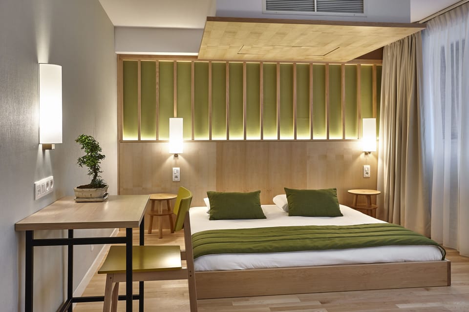 Family Room (Lux) | View from room