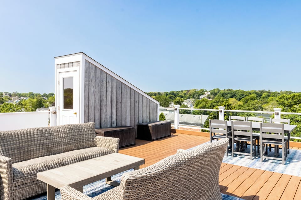 Luxury Condo, 3 Bedrooms, Fireplace, Harbor View | Balcony