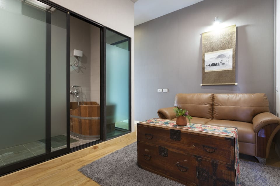 Suite Room  | Living area | 32-inch LED TV with cable channels, TV