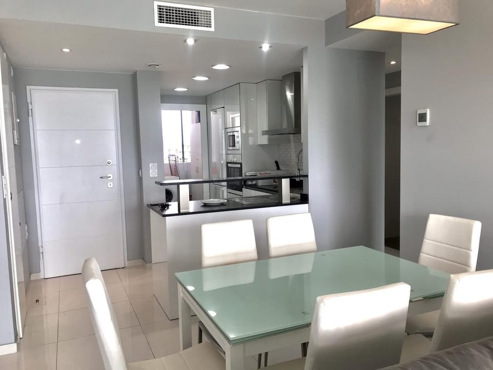 Apartment, 2 Bedrooms, Terrace, Sea View | Dining room