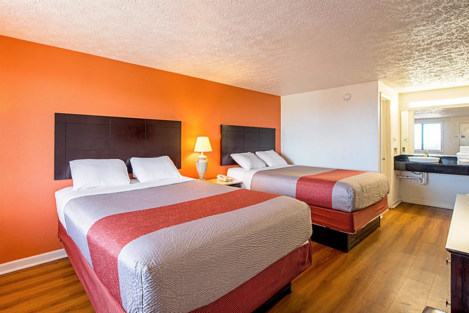 In-room safe, desk, iron/ironing board, WiFi