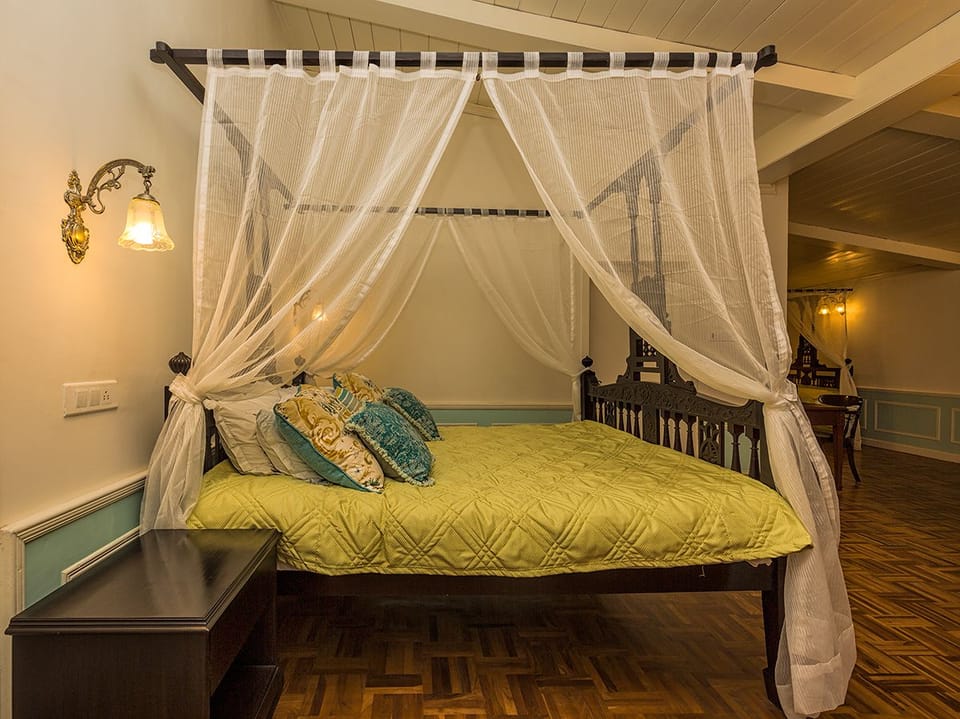In-room safe, desk, laptop workspace, blackout drapes