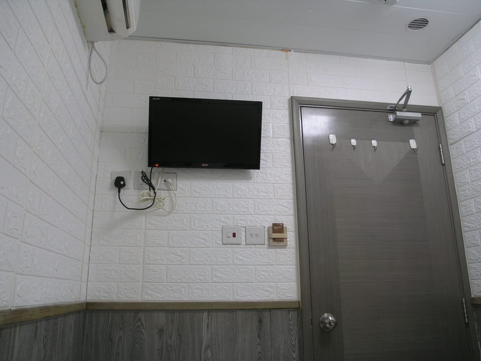Economy Single Room, 1 Twin Bed | Free WiFi, bed sheets, wheelchair access