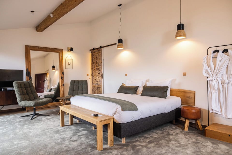 Deluxe Double Room, Patio | Premium bedding, minibar, in-room safe, individually decorated