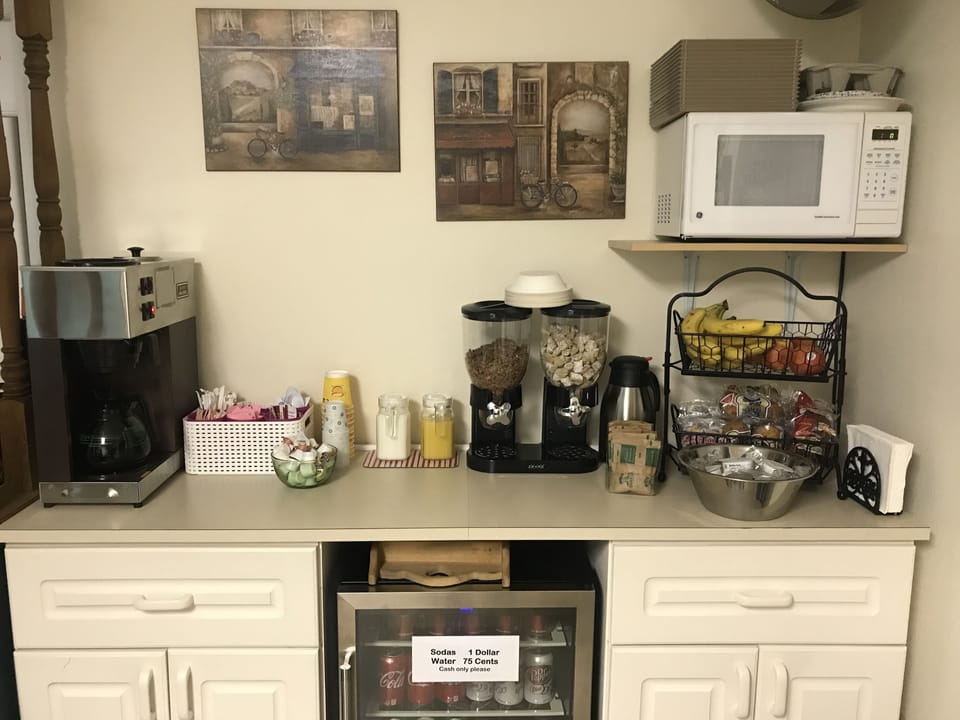 Free continental breakfast