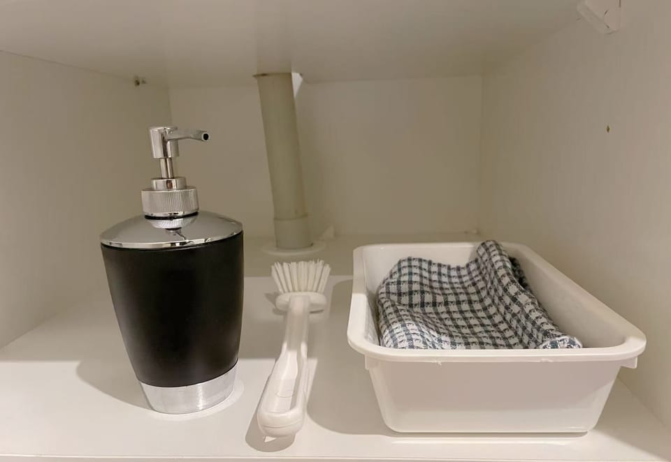 Fridge, electric kettle