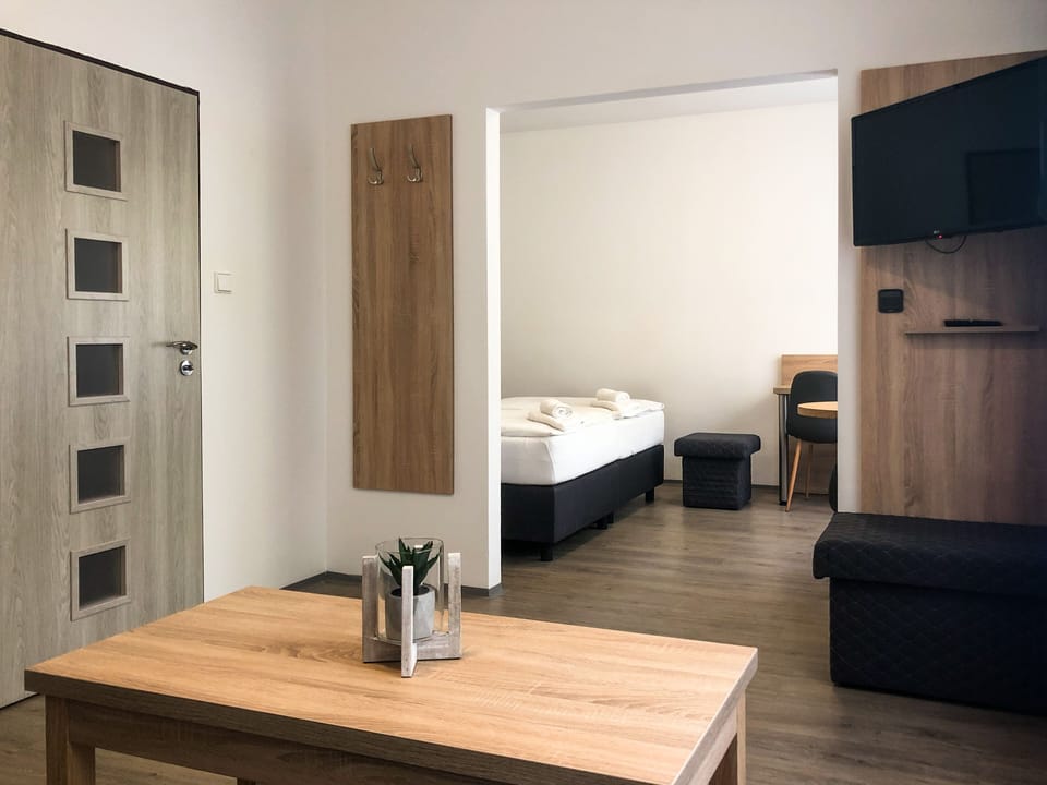 Deluxe Double Room | Desk, blackout drapes, WiFi (free), bed sheets