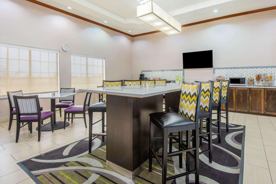 Free continental breakfast