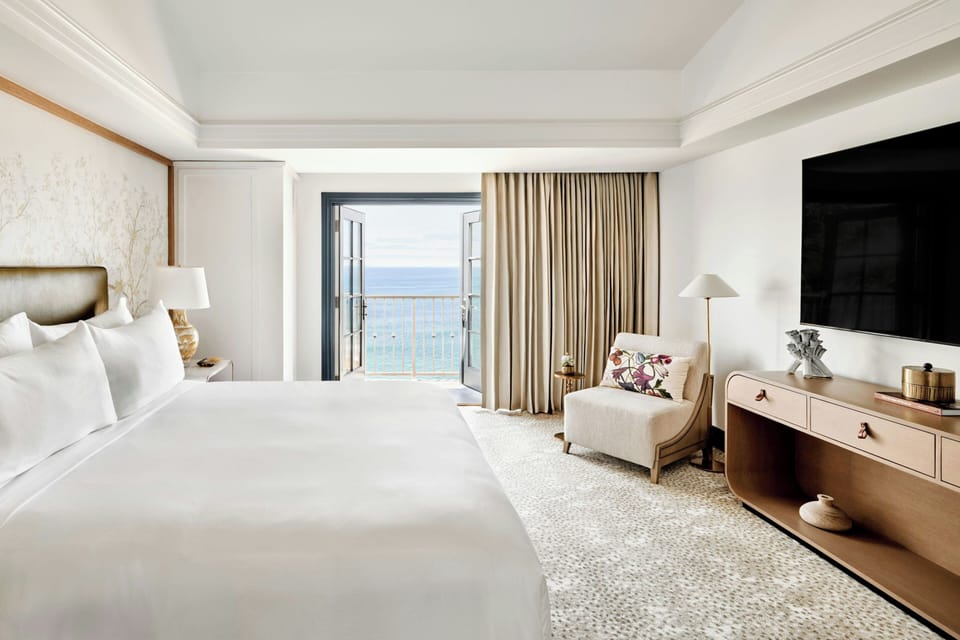 Club Suite, 1 Double Bed, Ocean View | Egyptian cotton sheets, premium bedding, pillowtop beds, in-room safe