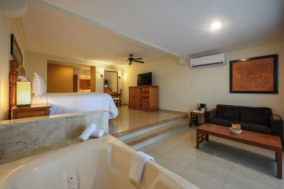 In-room safe, desk, laptop workspace, blackout drapes