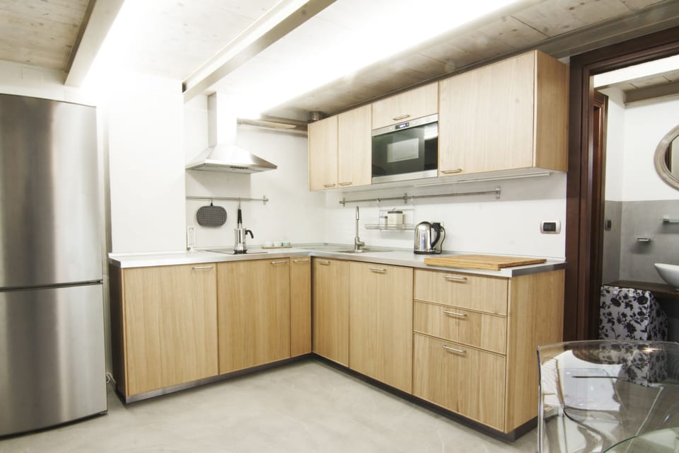 Apartment, 1 Bedroom | Private kitchen | Full-size fridge, microwave, stovetop, dishwasher