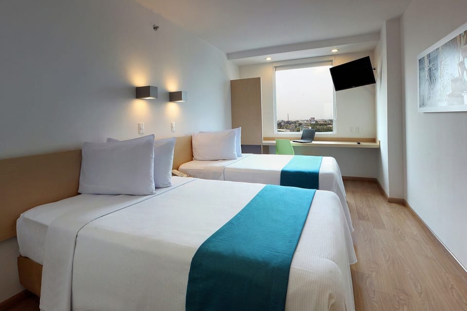 Superior Room, 2 Twin Beds | Premium bedding, in-room safe, desk, free WiFi