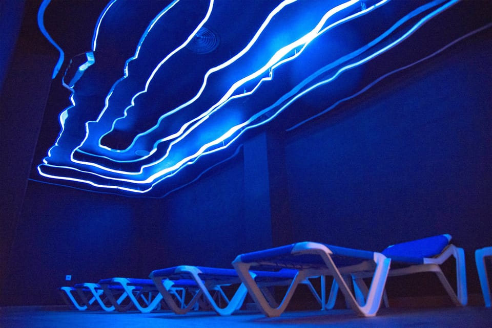 Sauna, hot tub, steam room, Turkish bath, body treatments, hydrotherapy