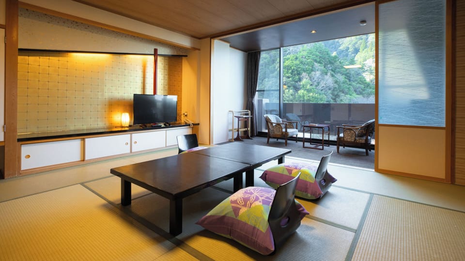 In-room safe, blackout drapes, free WiFi, bed sheets