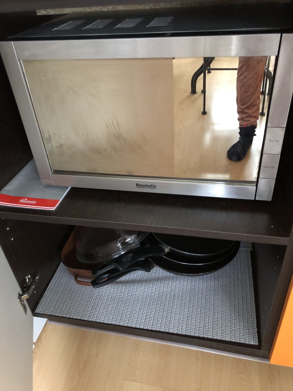 Family Apartment, 1 Bedroom, Balcony | Microwave