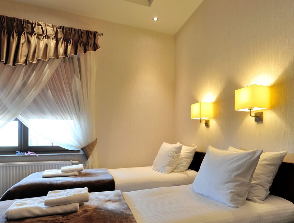 Double Room | Premium bedding, desk, iron/ironing board, rollaway beds