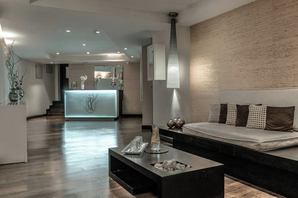 Hospes Puerta de Alcalá, a Member of Design Hotels Hotel in Madrid