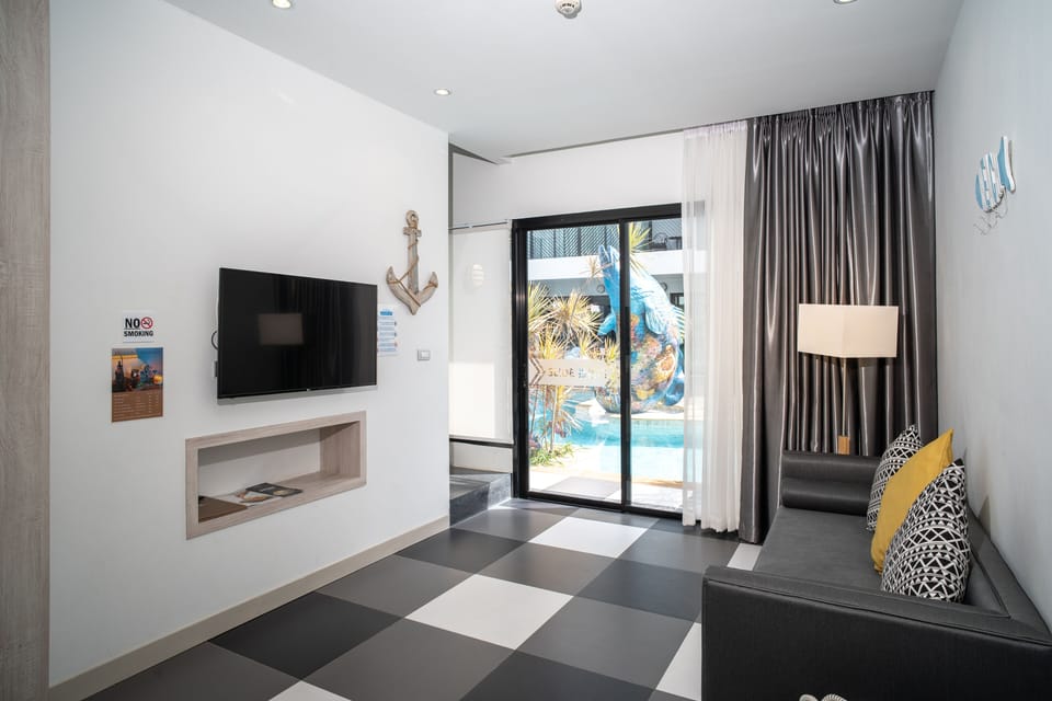 Duplex Pool Access | Rollaway beds, free WiFi, bed sheets