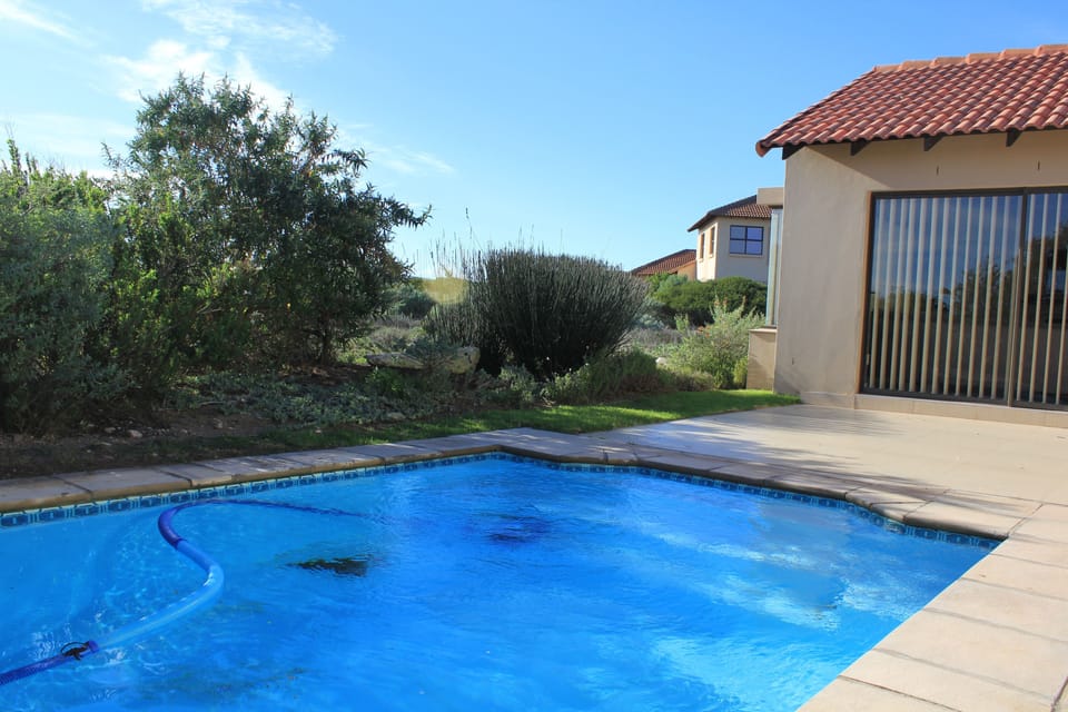 Comfort House, 3 Bedrooms, Kitchen, Golf View | Garden view