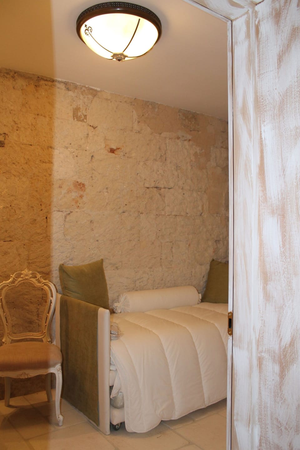 Single Room (Sophia Loren) | Minibar, desk, free WiFi, bed sheets