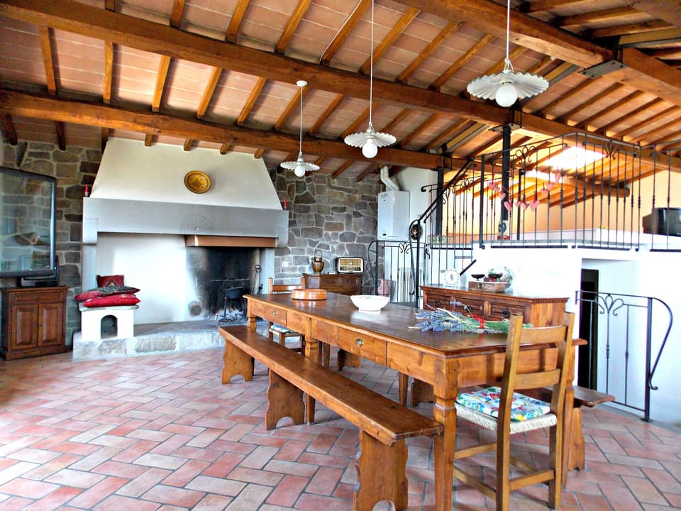 Villa, 3 Bedrooms | In-room dining