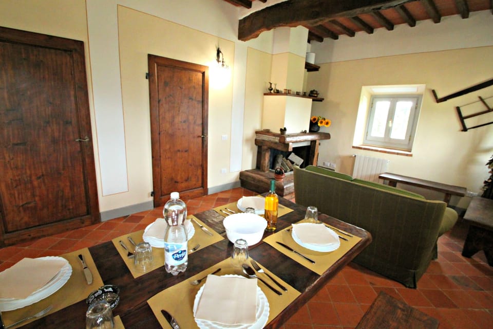 Villa, Multiple Bedrooms | Living room | Flat-screen TV, fireplace