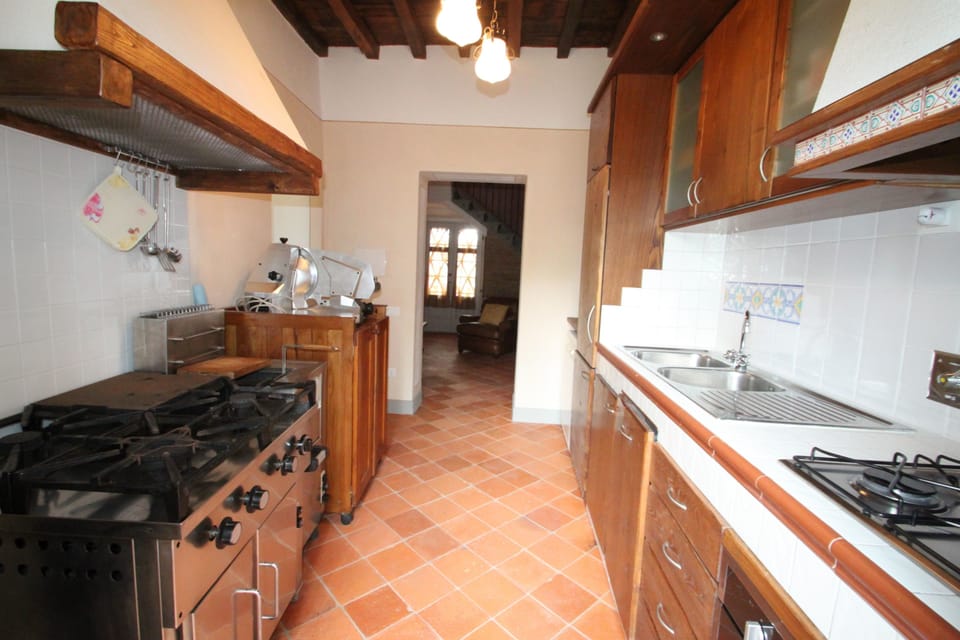 Villa, Multiple Bedrooms | Shared kitchen | Full-size fridge, oven, stovetop, dishwasher