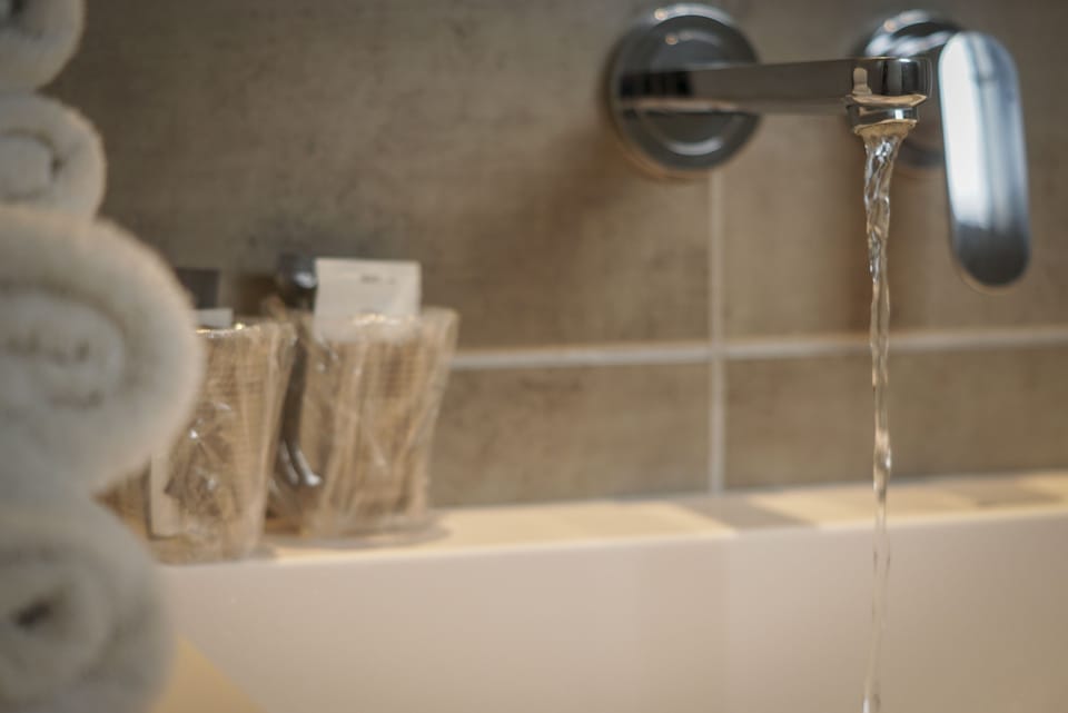 Free toiletries, hair dryer, towels