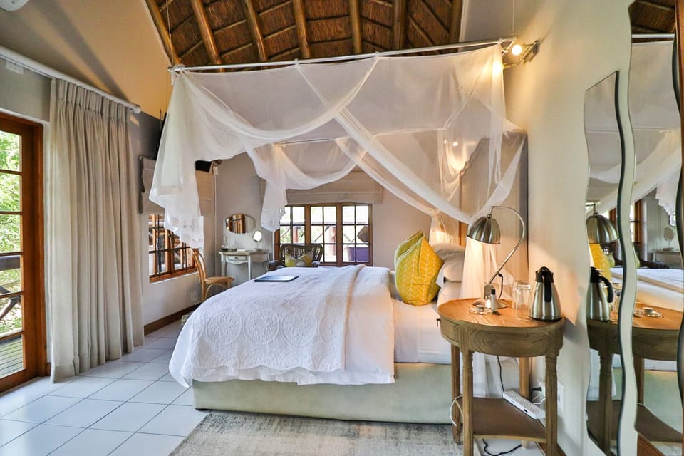 Superior Double Room, 1 King Bed | 4 bedrooms, premium bedding, Tempur-Pedic beds, desk