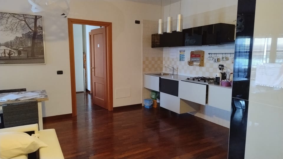 Comfort Apartment, 1 Bedroom | Private kitchen | Fridge, espresso maker