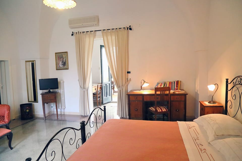 Double Room | Free WiFi