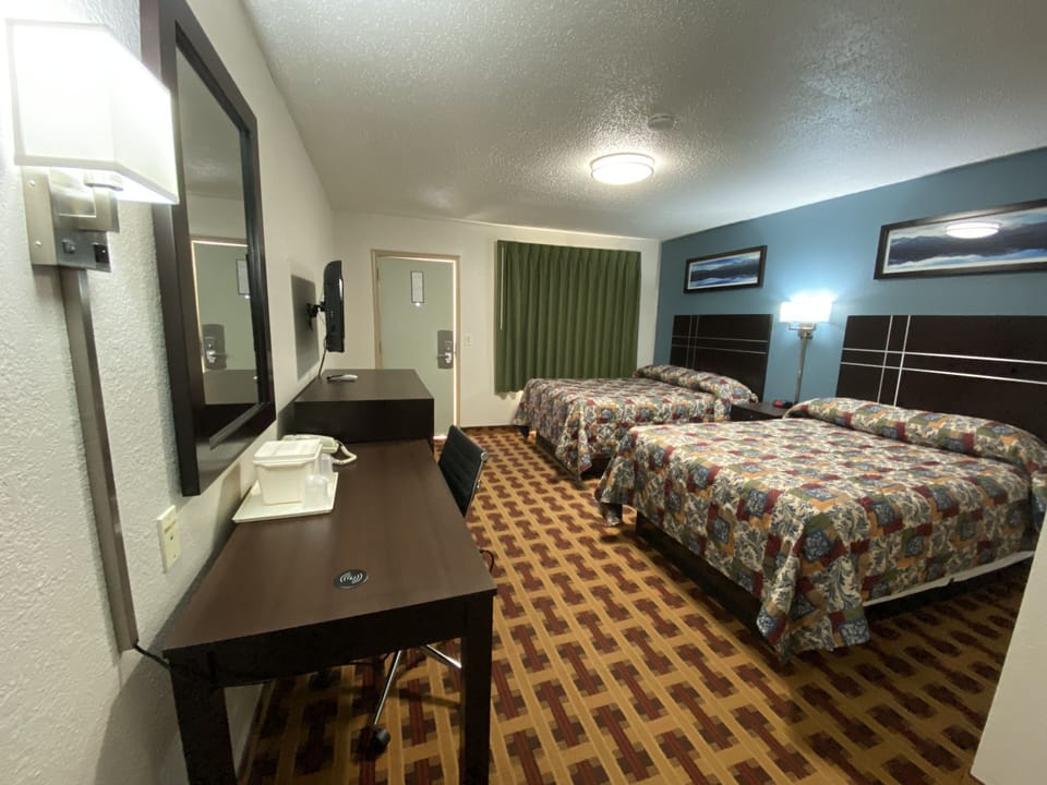 Desk, iron/ironing board, free WiFi, bed sheets