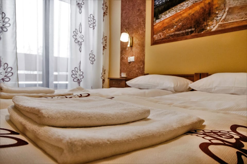 Comfort Double or Twin Room, Balcony, Mountain View | Egyptian cotton sheets, premium bedding, in-room safe, desk