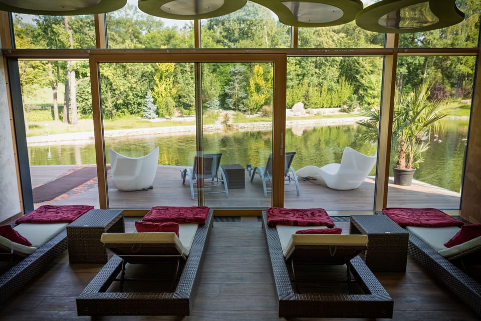 Sauna, hot tub, steam room, body treatments, body wraps, body scrubs