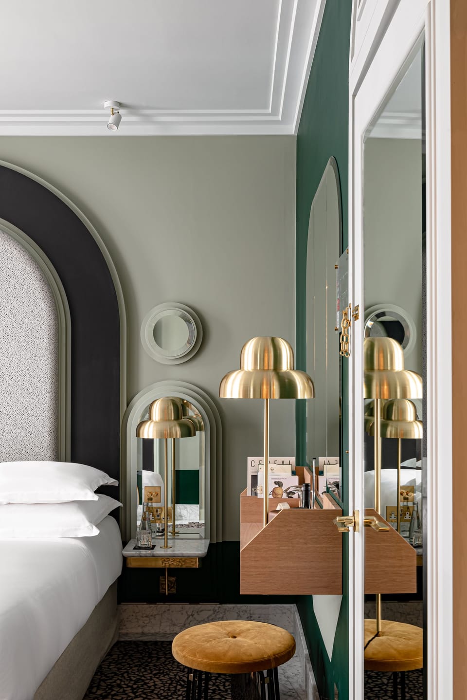 Standard Room (Little Covent garden) | Egyptian cotton sheets, premium bedding, minibar, in-room safe