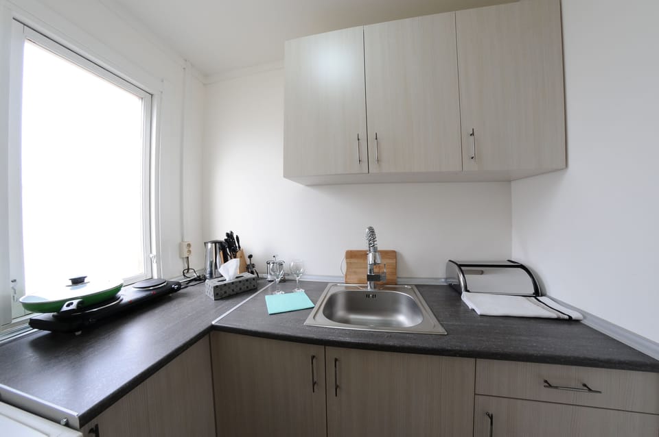 Cottage, Terrace | Private kitchen | Full-size fridge, microwave, stovetop, electric kettle