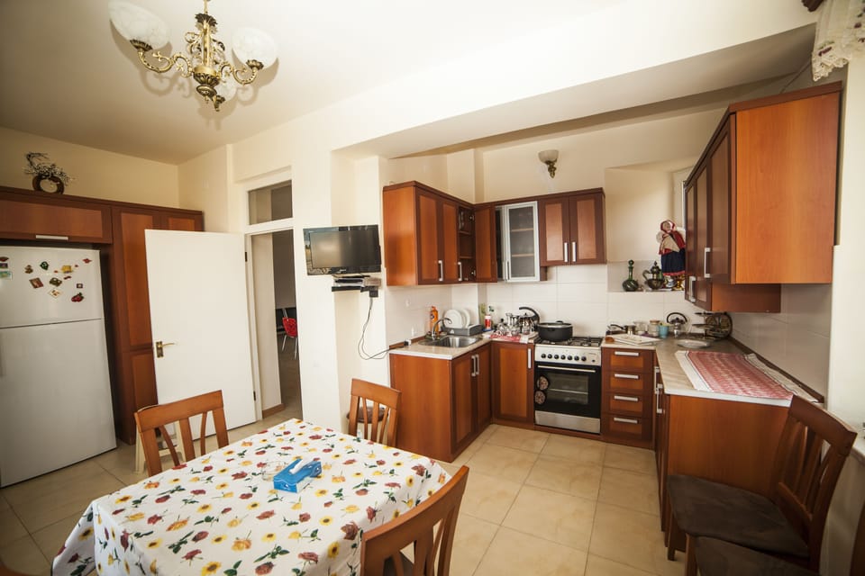 Deluxe Villa, 5 Bedrooms | Private kitchen | Full-size fridge, microwave, stovetop, electric kettle