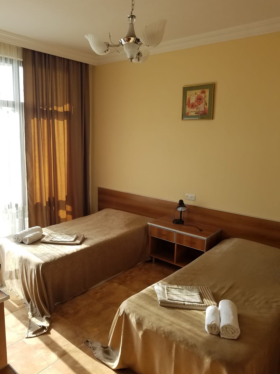 Quadruple Room | Desk, soundproofing, free WiFi