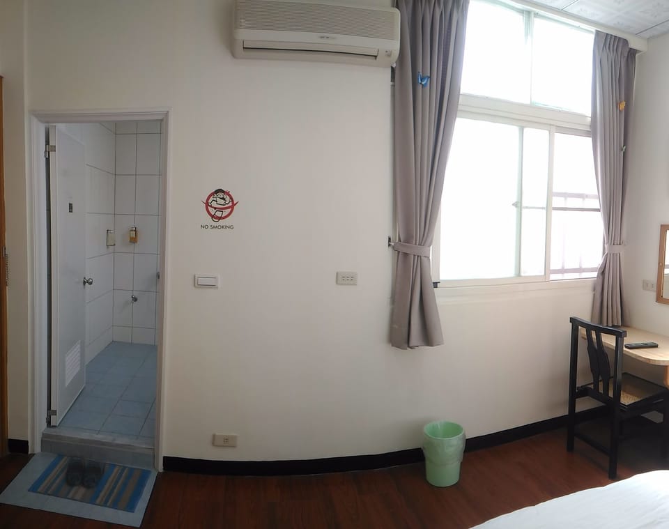 Standard Double Room, 1 Double Bed | Bathroom | Shower, free toiletries, hair dryer, slippers