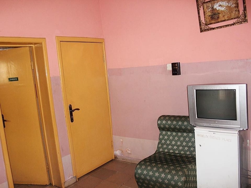 16-inch plasma TV with cable channels, TV