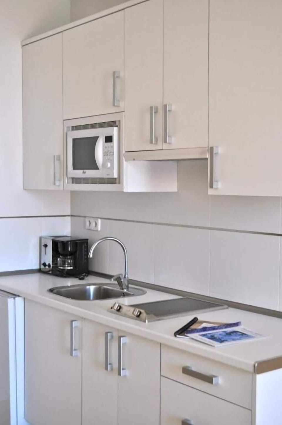 Coffee/tea maker, microwave, stovetop, electric kettle
