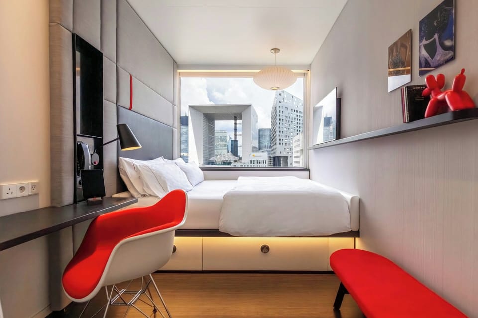Premium bedding, pillowtop beds, in-room safe, desk