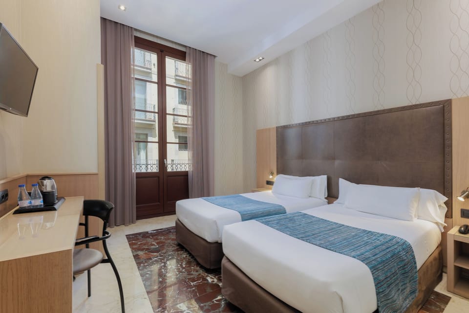1 bedroom, down comforters, minibar, in-room safe
