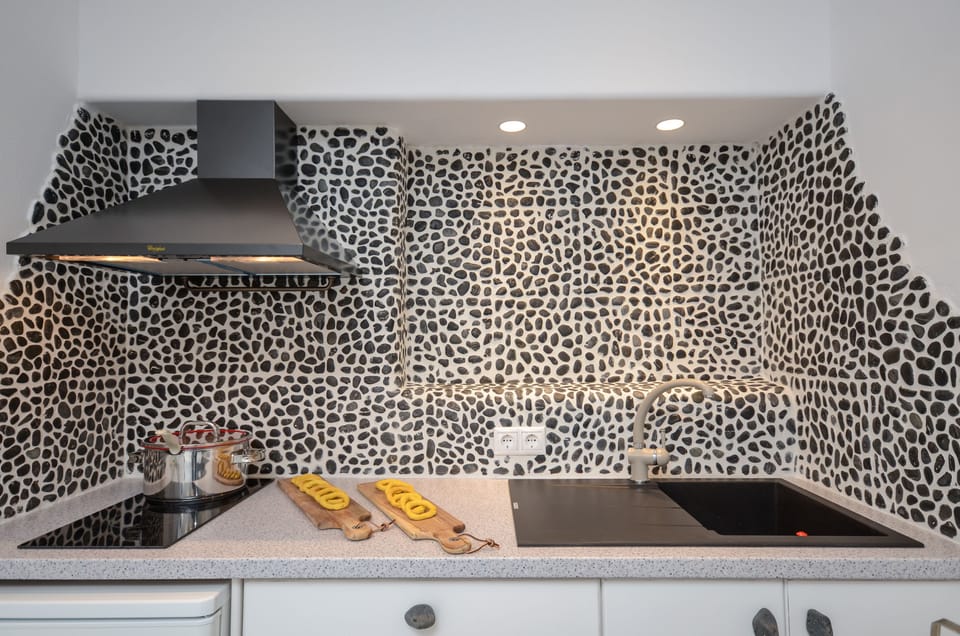 Suite | Private kitchen | Full-size fridge, stovetop, espresso maker, coffee/tea maker